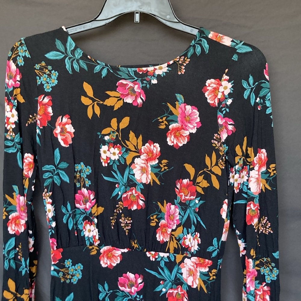 LOFT dress black with Floral Print with back cut out 6P 6 petite casual party - Picture 8 of 17